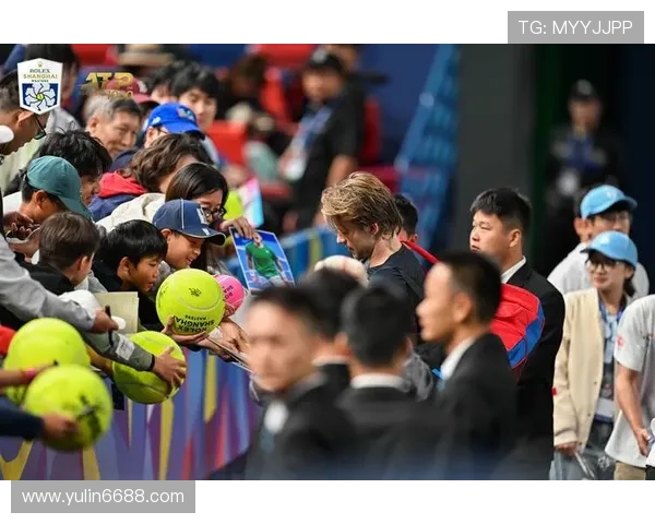 成都网球队与上海网球队赛后复盘分析两队状态及表现对比